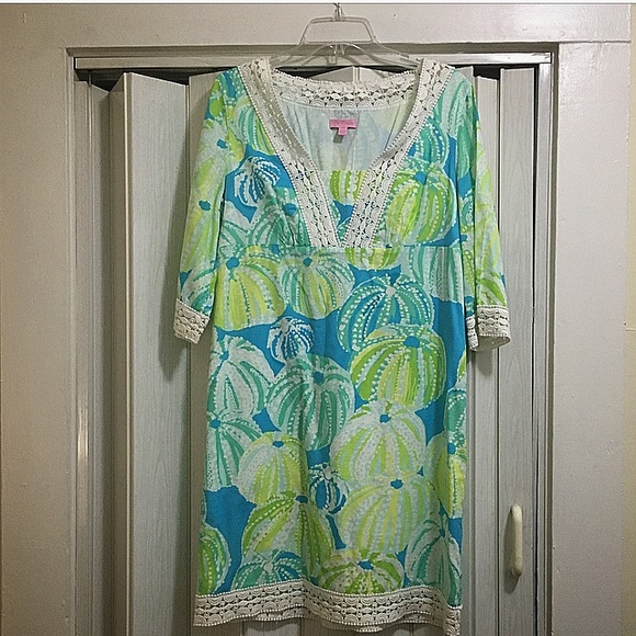 Lilly Pulitzer Dresses & Skirts - Lilly Pulitzer dress with “Sear Chin” print